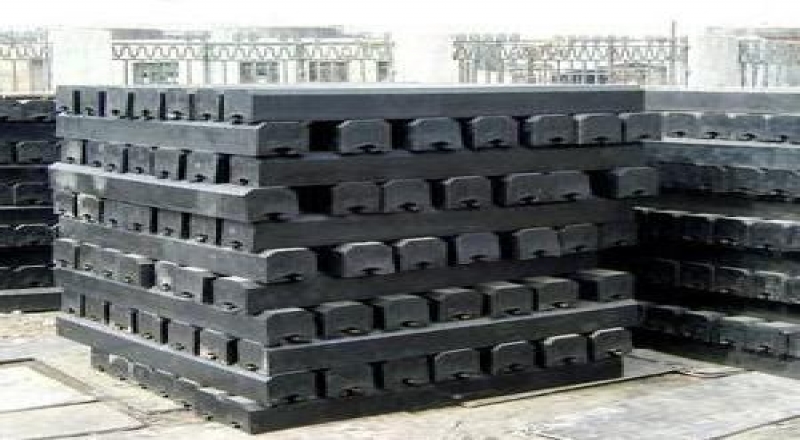 影響橡膠襯板的幾個(gè) 技術(shù)因素是什么